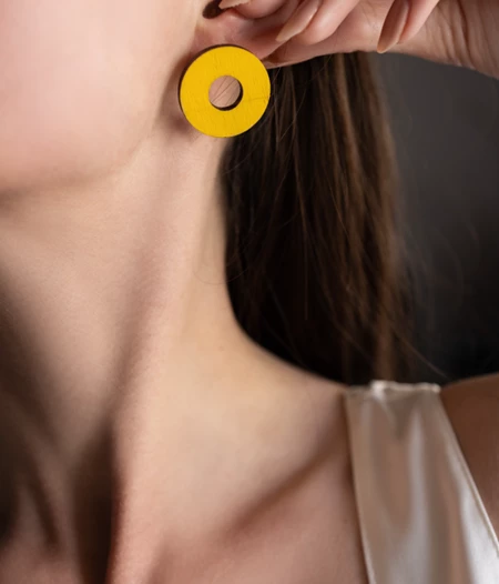 Circle earring pins
