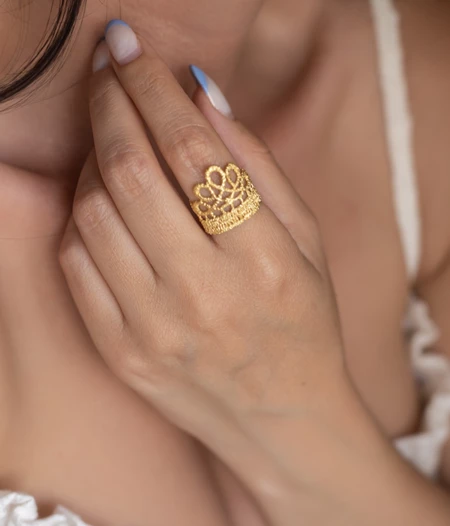 Iocaste Lace Ring 