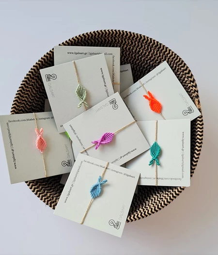 Bubble Fish macrame bracelet