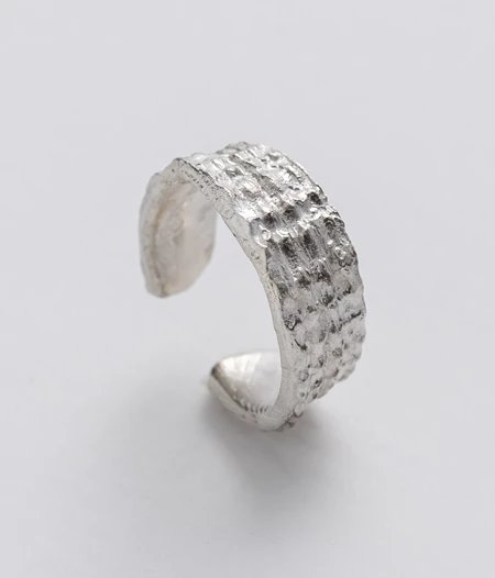 Iara Seashell II Silver Ear cuff