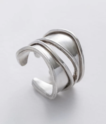 Nalu Silver Ring