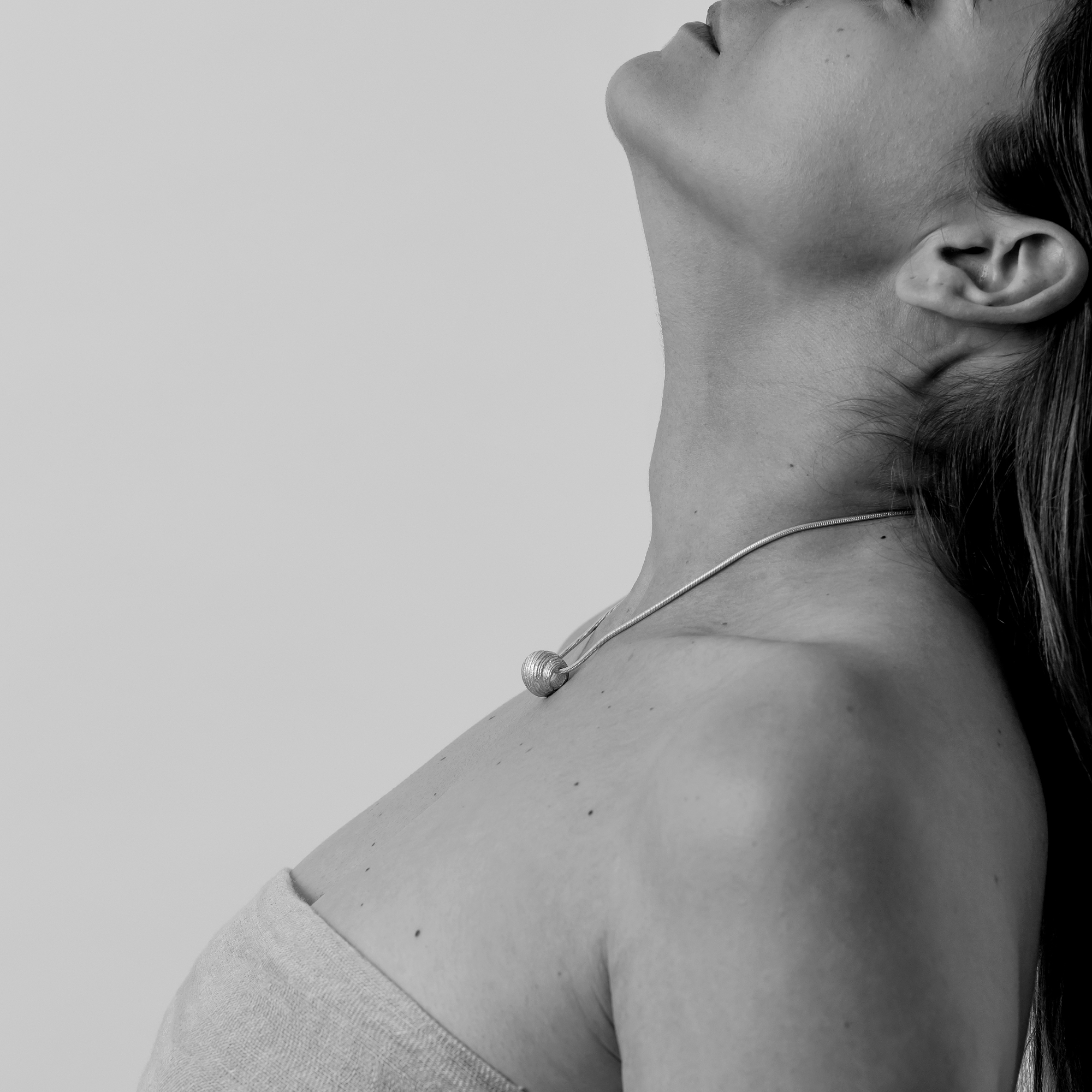 Iara Silver Snail necklace