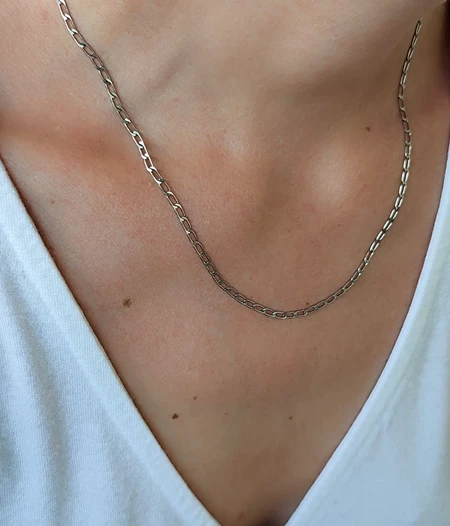 Classic elegant chain