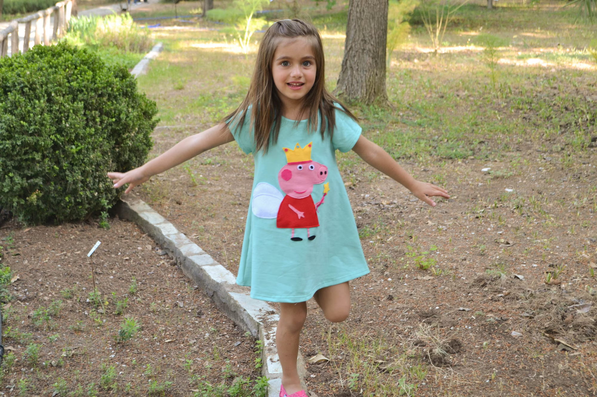 Peppa dress