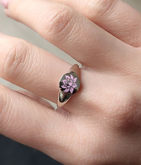 Signet ring 'Lotus flower'