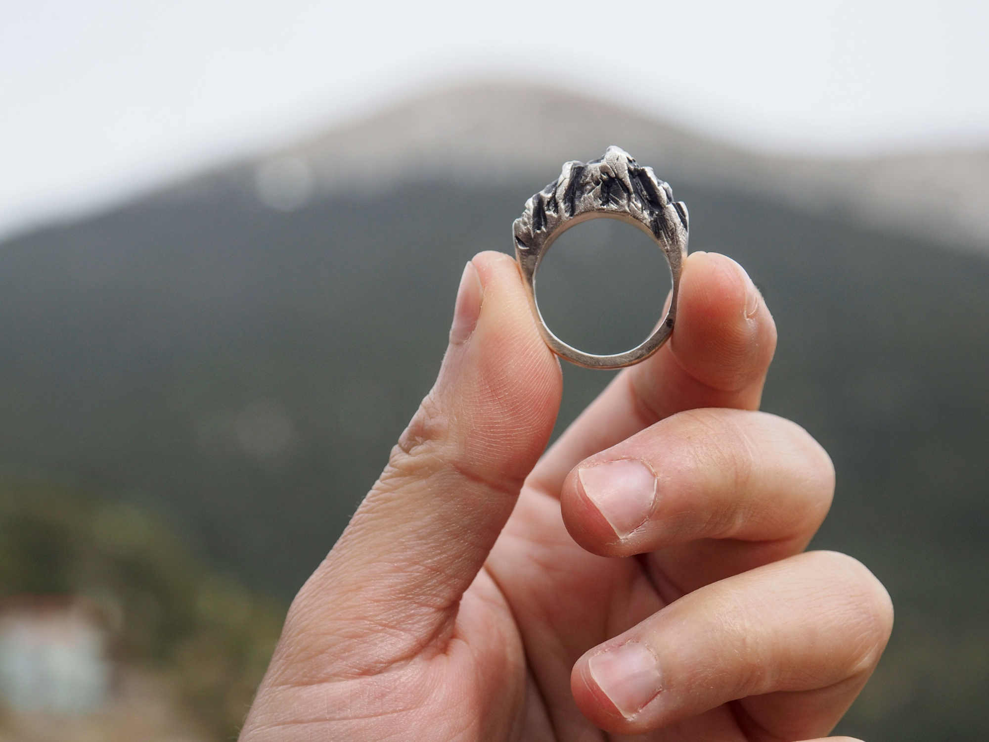 Mountains | Ring