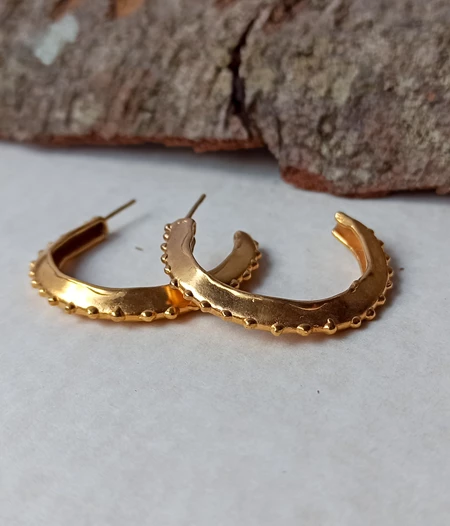 Handmade goldplated hoop earrings "Dotted"