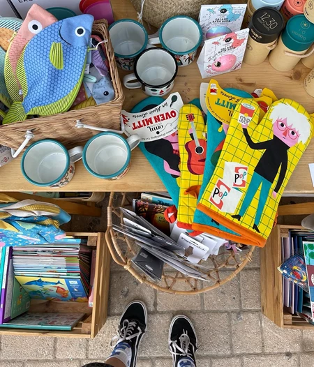 Oven Mitts for Art Lovers