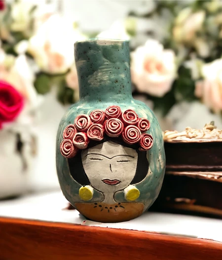 My Frida Vase
