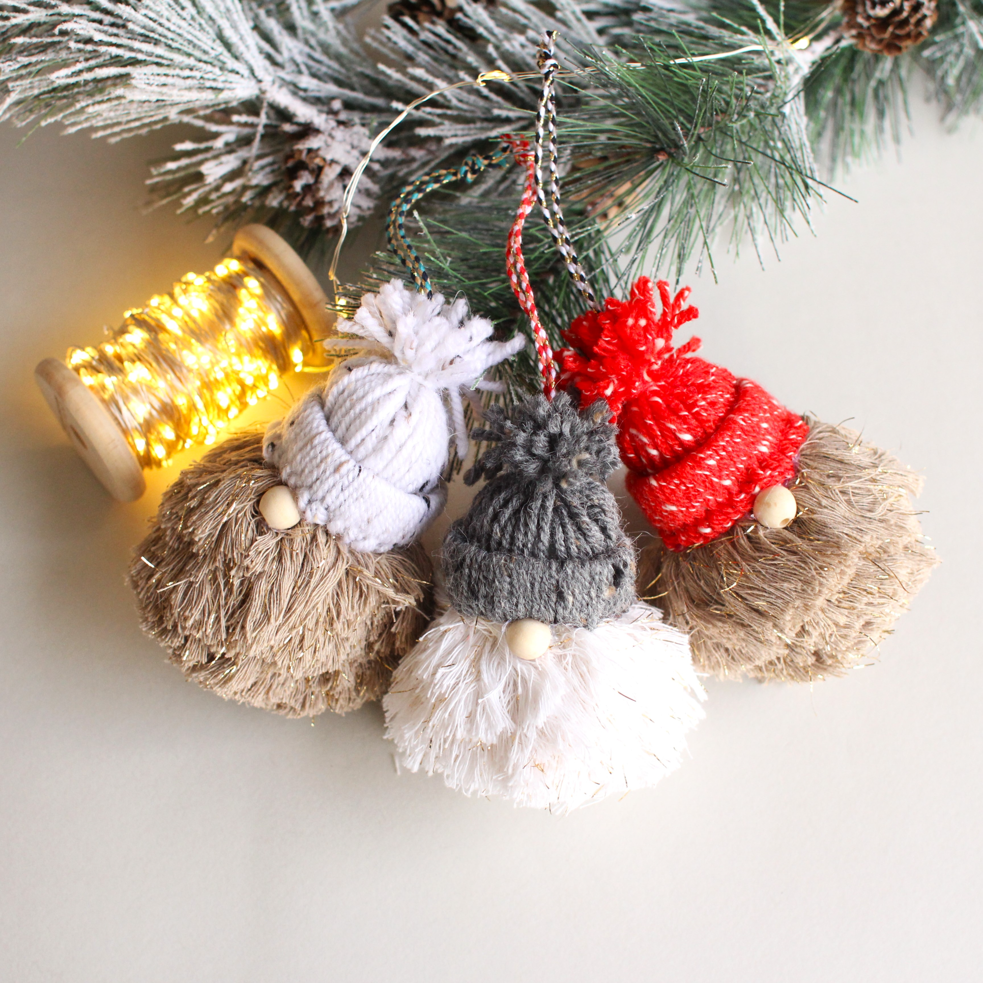 Santa Baby, χειροποίητο στολίδι Χριστουγέννων