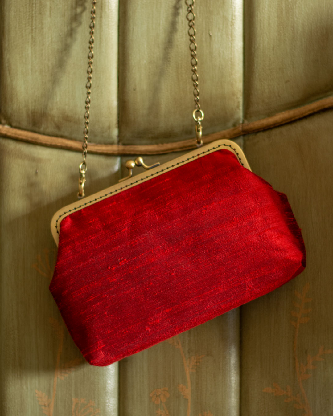 Clutch από μεταξωτό ύφασμα (7 χρώματα)