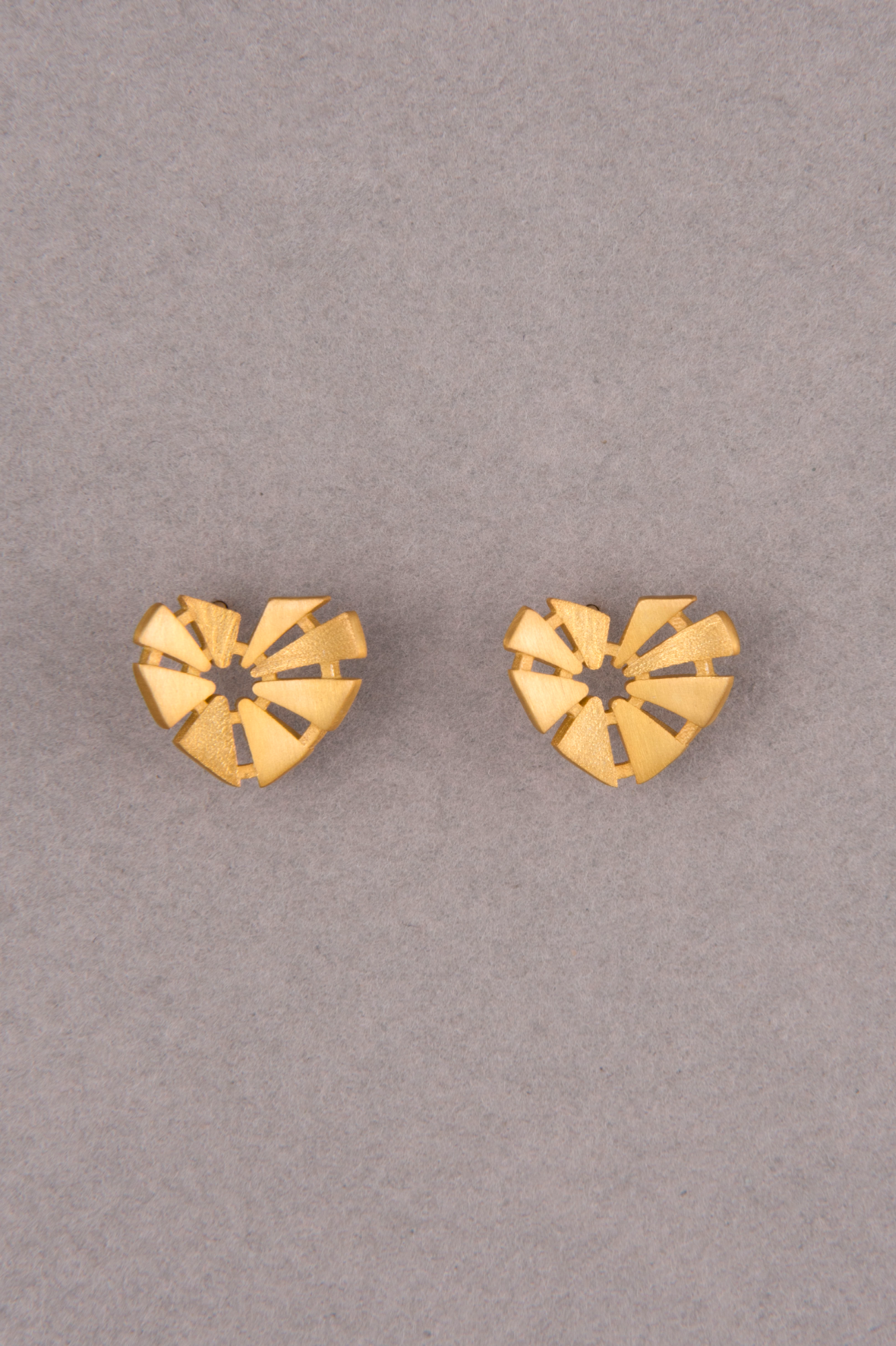 'Curved Hearts' Earrings