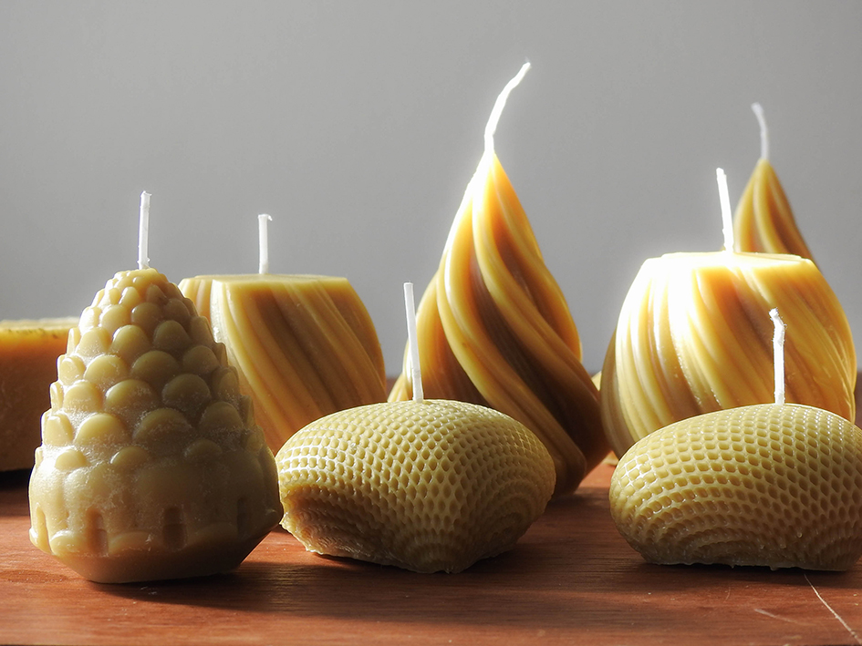 100% Beeswax Candle
Επιτραπέζιο κερί από 100% κερί μέλισσας