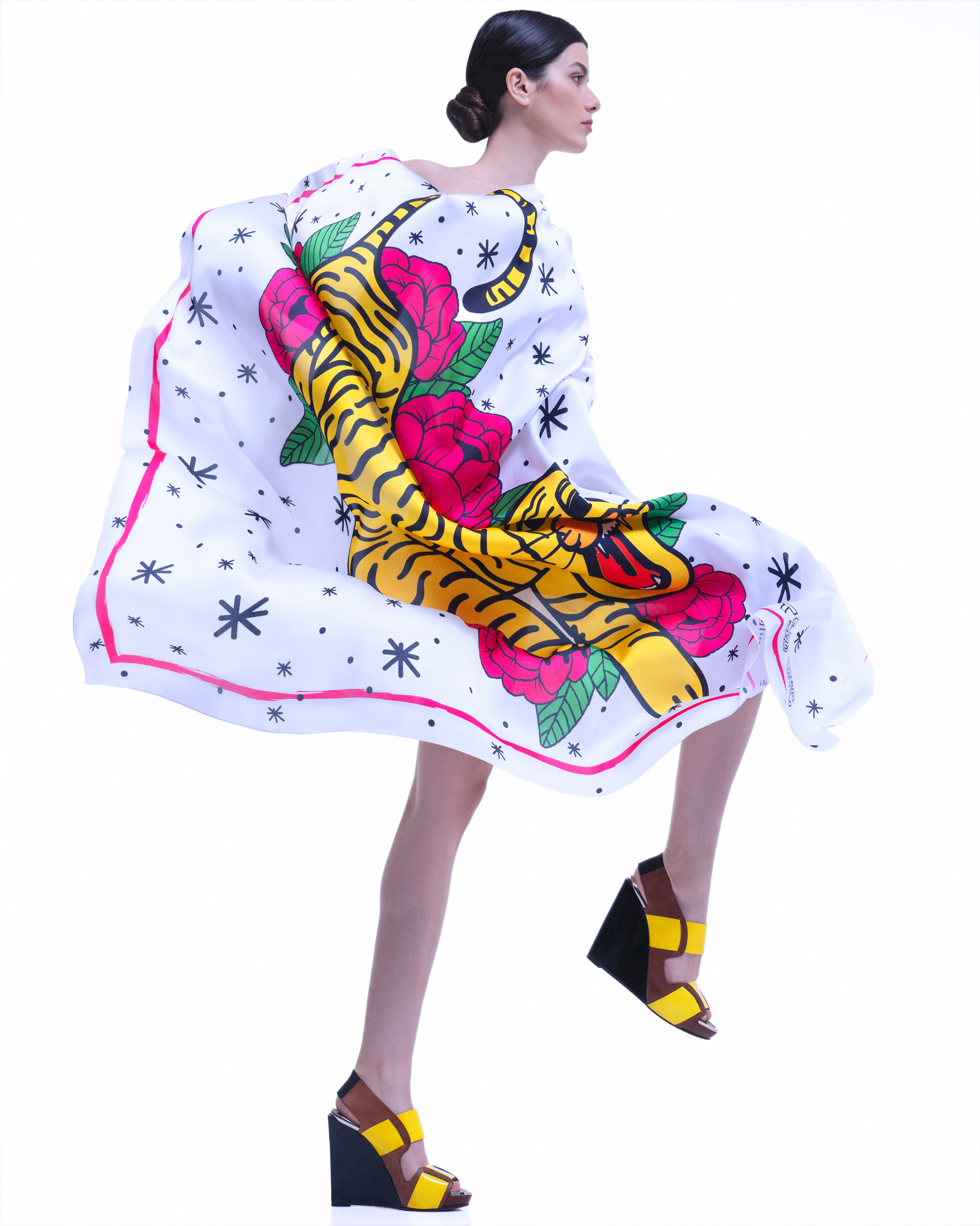 Giant Scarf – Foulard “Tiger Roses”