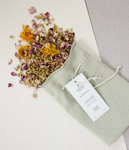 Relaxing Herbal Bath