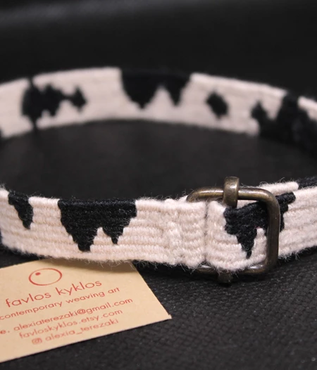 Handwoven decorative pet collar