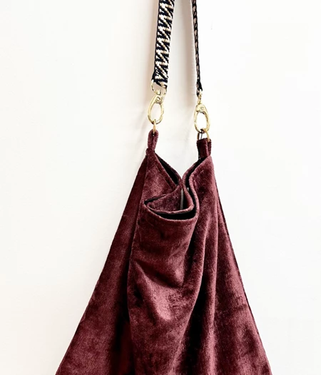 The City Shoulder Bag in Burgundy!