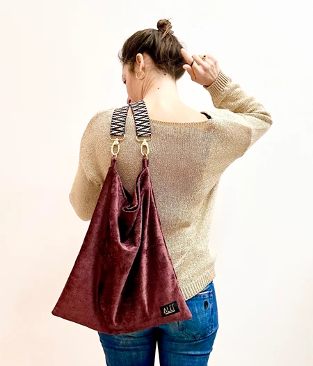 The City Shoulder Bag in Burgundy!