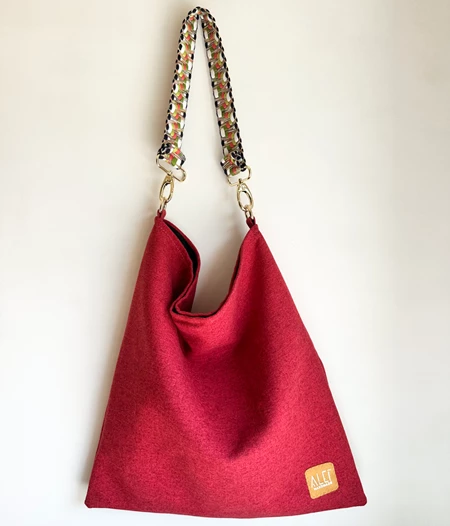 The City Shoulder Bag in Maroon!