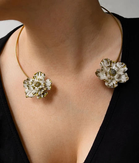 Flower Collar Necklace | White

