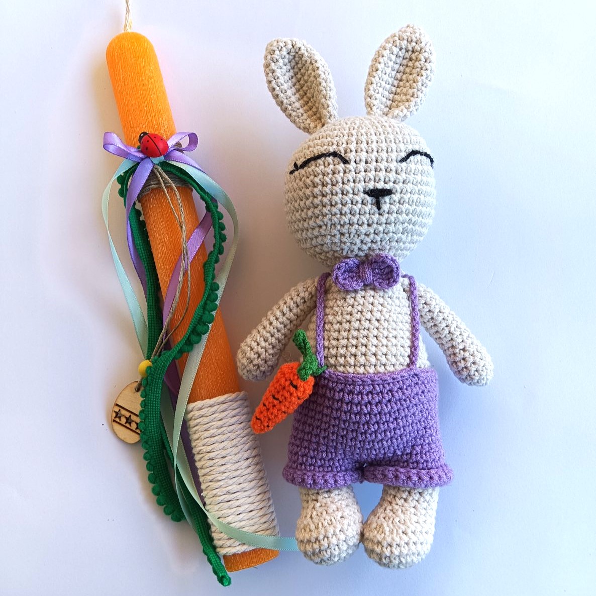 Χειροποίητη Λαμπάδα Amigurumi - Κουνέλι  🐰🥕