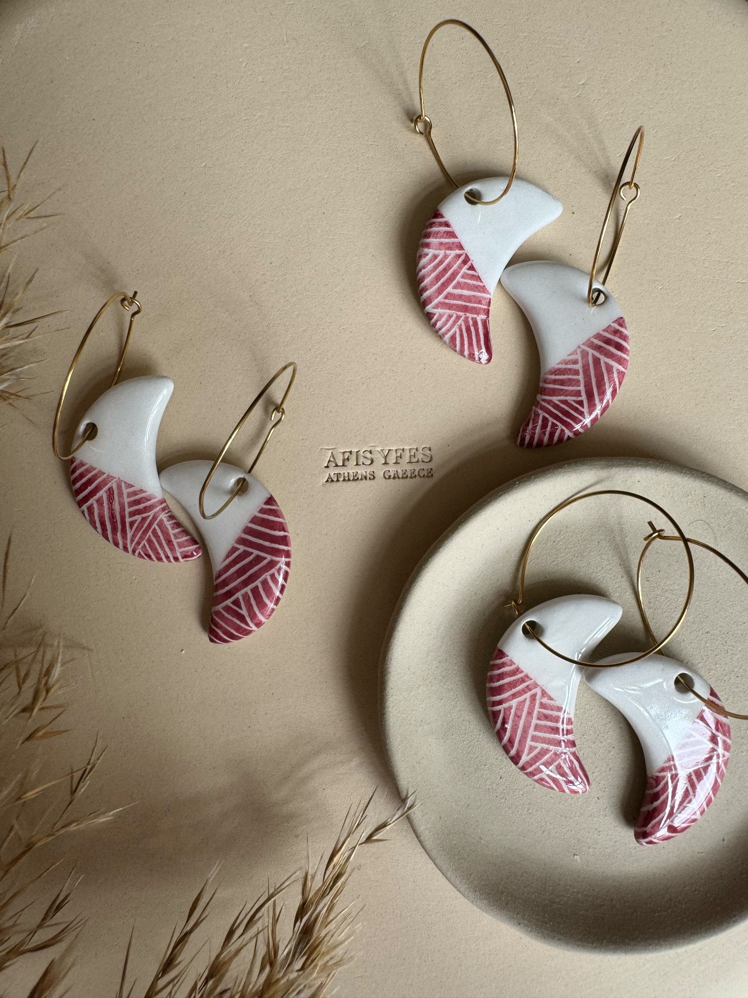 Iokaste Earrings deep pink
