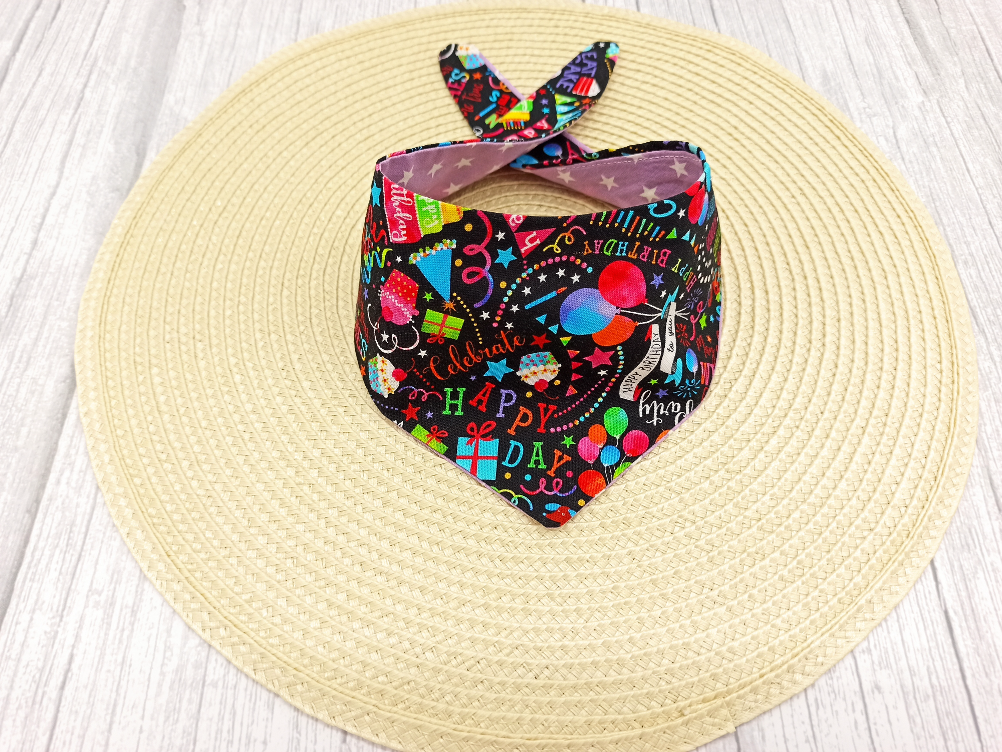 Mπαντάνα σκύλου σε μεγέθη Small - Medium