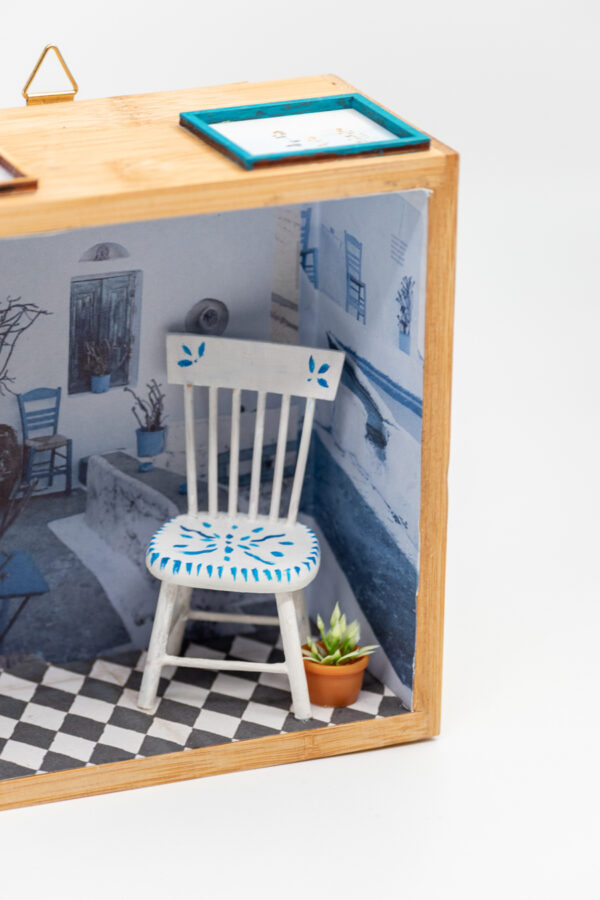 Anafi Island Miniature Fantasy box 1/12