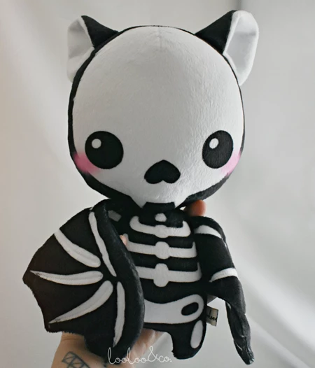 Λούτρινη διακοσμητική κούκλα Kawaii Halloween νυχτερίδα σκελετός 30εκ - Mr. Skeleton