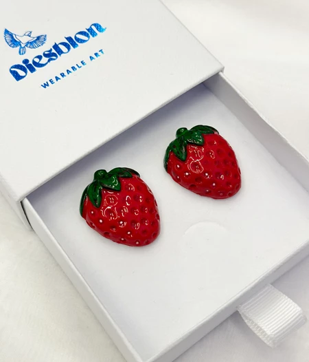 Juicy Strawberries 🍓