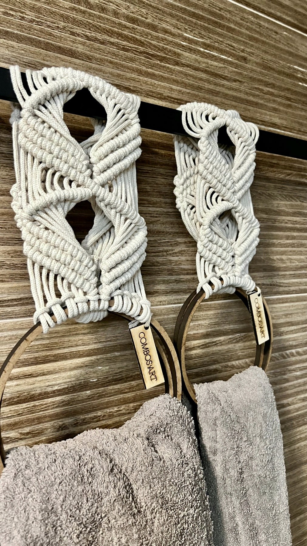 Ξύλινη κρεμάστρα μακραμέ Saturn