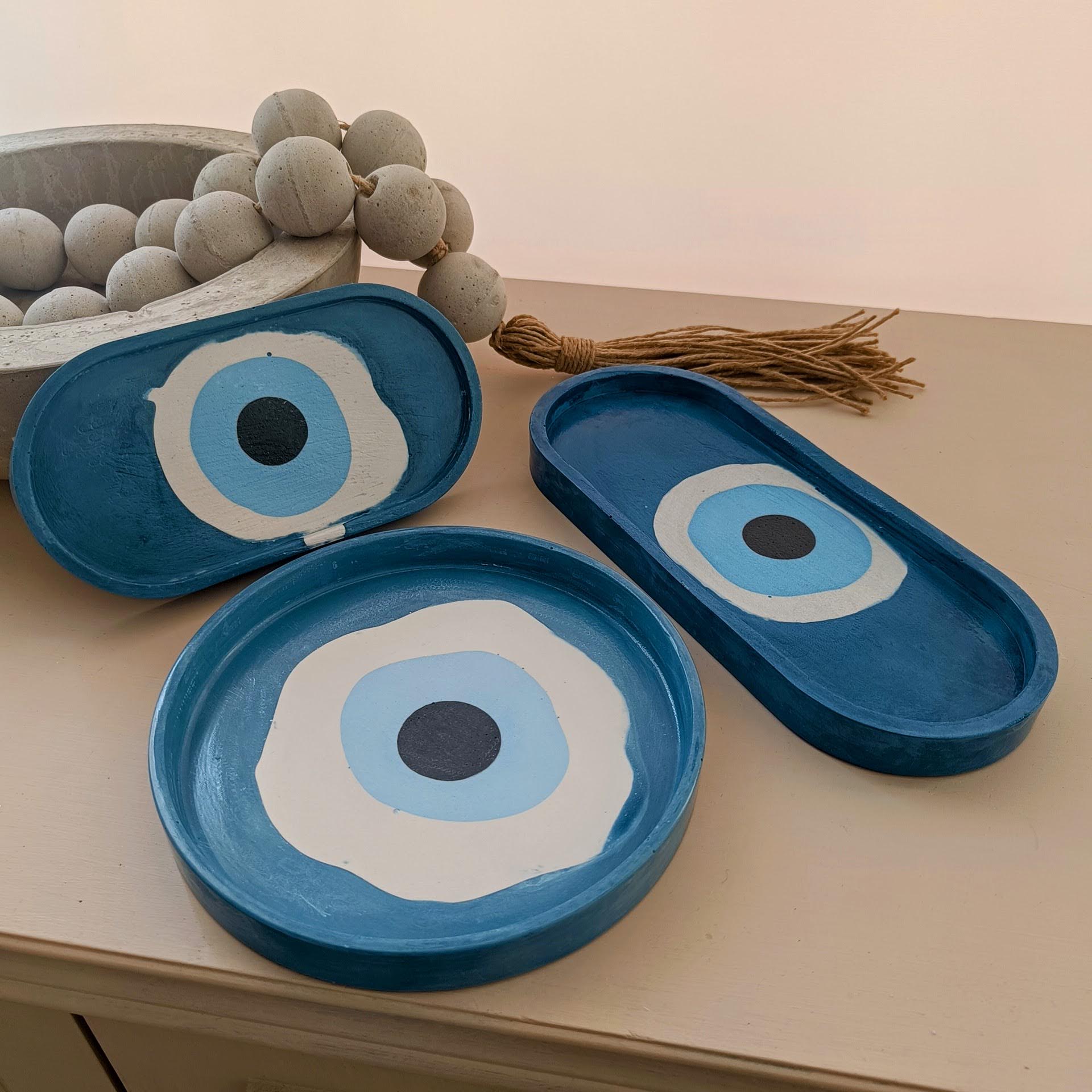 Porcelaine Tray 'Evil Eye'