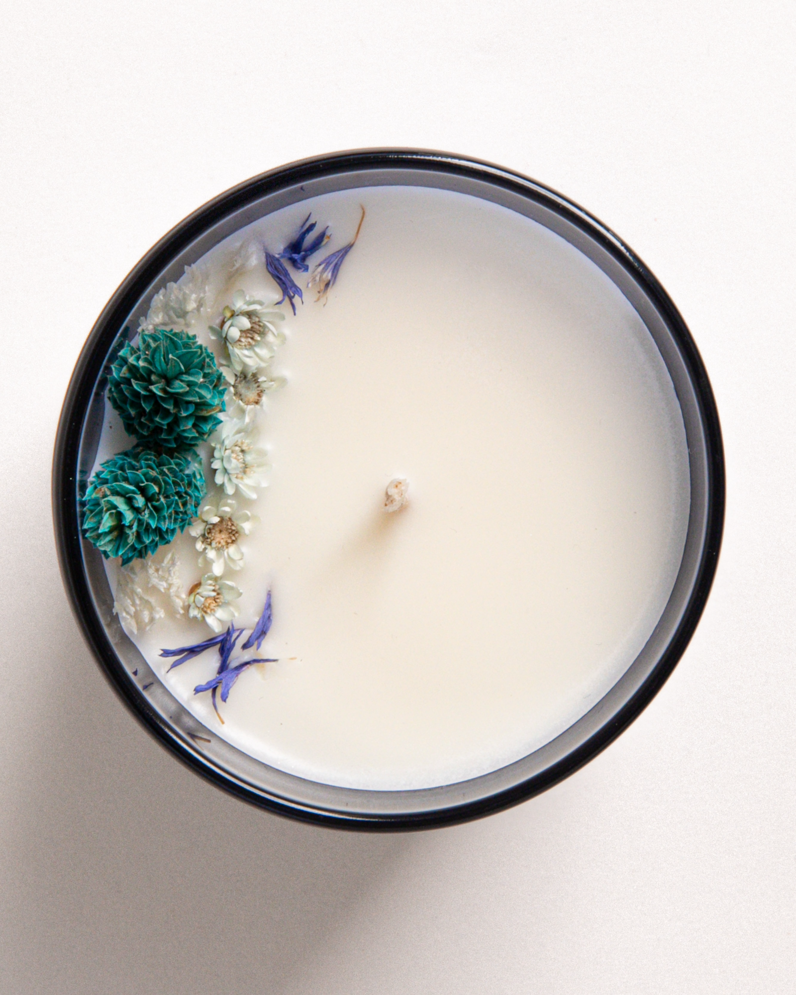 Fresh Linen Candle