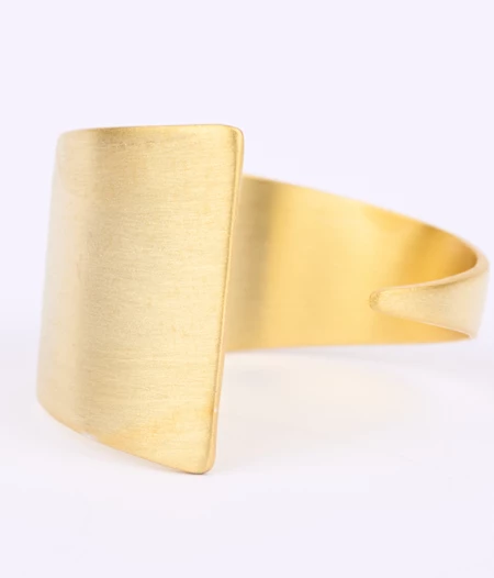 Δαχτυλίδι ανοιχτό τρίγωνο