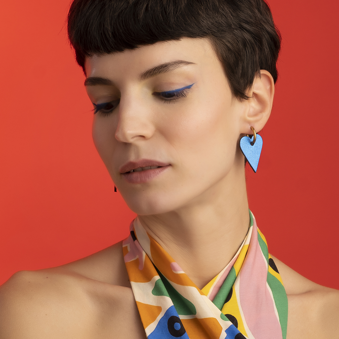 Δερμάτινα Σκουλαρίκια Καρδιές Μεσαία