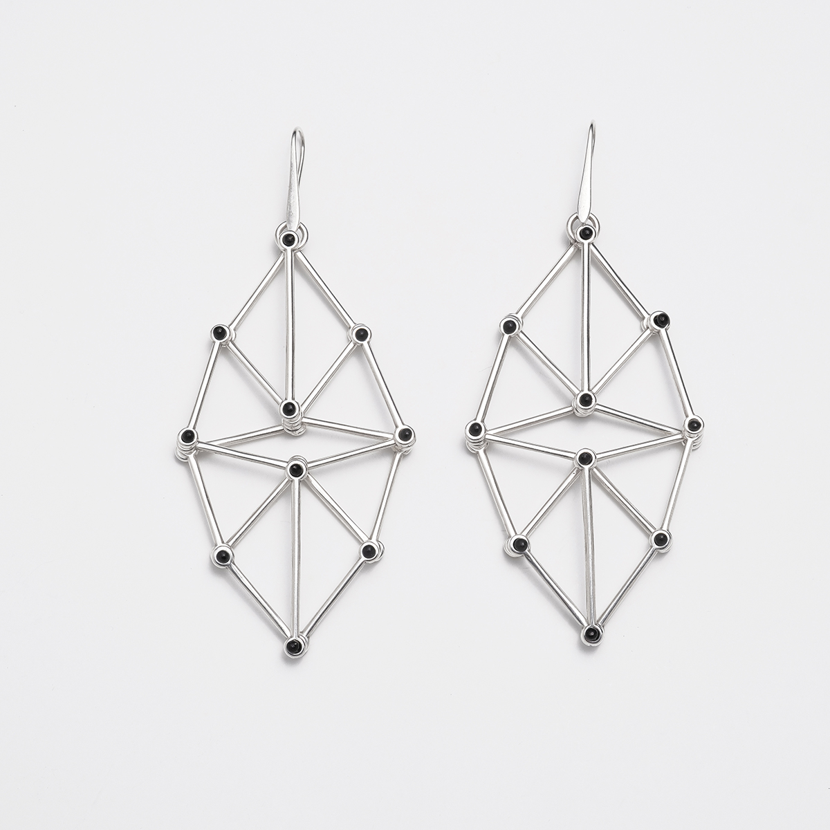 Σκουλαρίκια Web