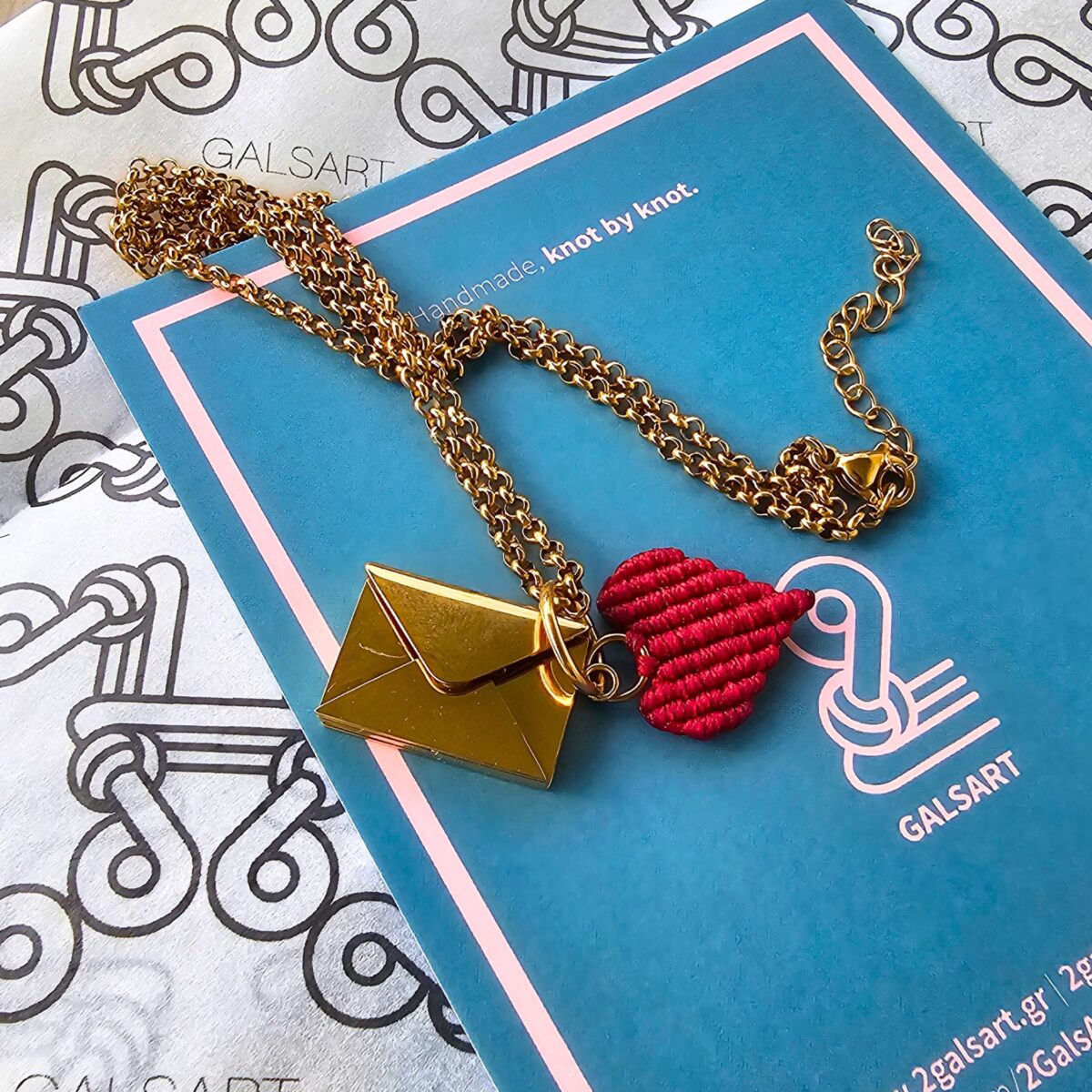 Secret Of My Heart, Valentine’s κολιέ