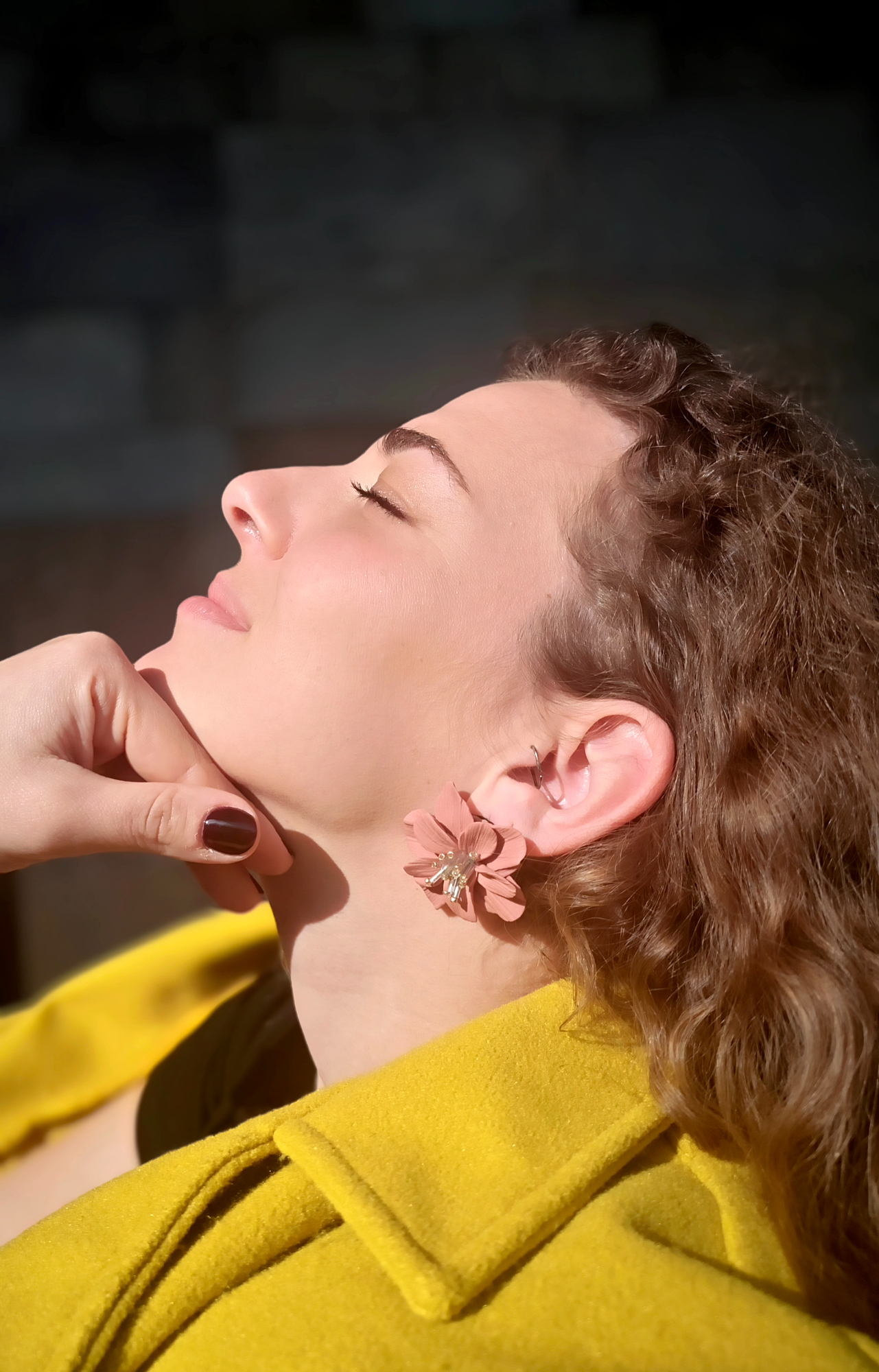 Mocha Mousse Flower Earring