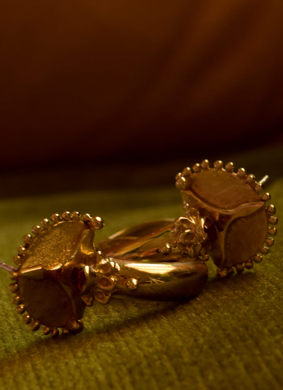 Etruscan gold earrings