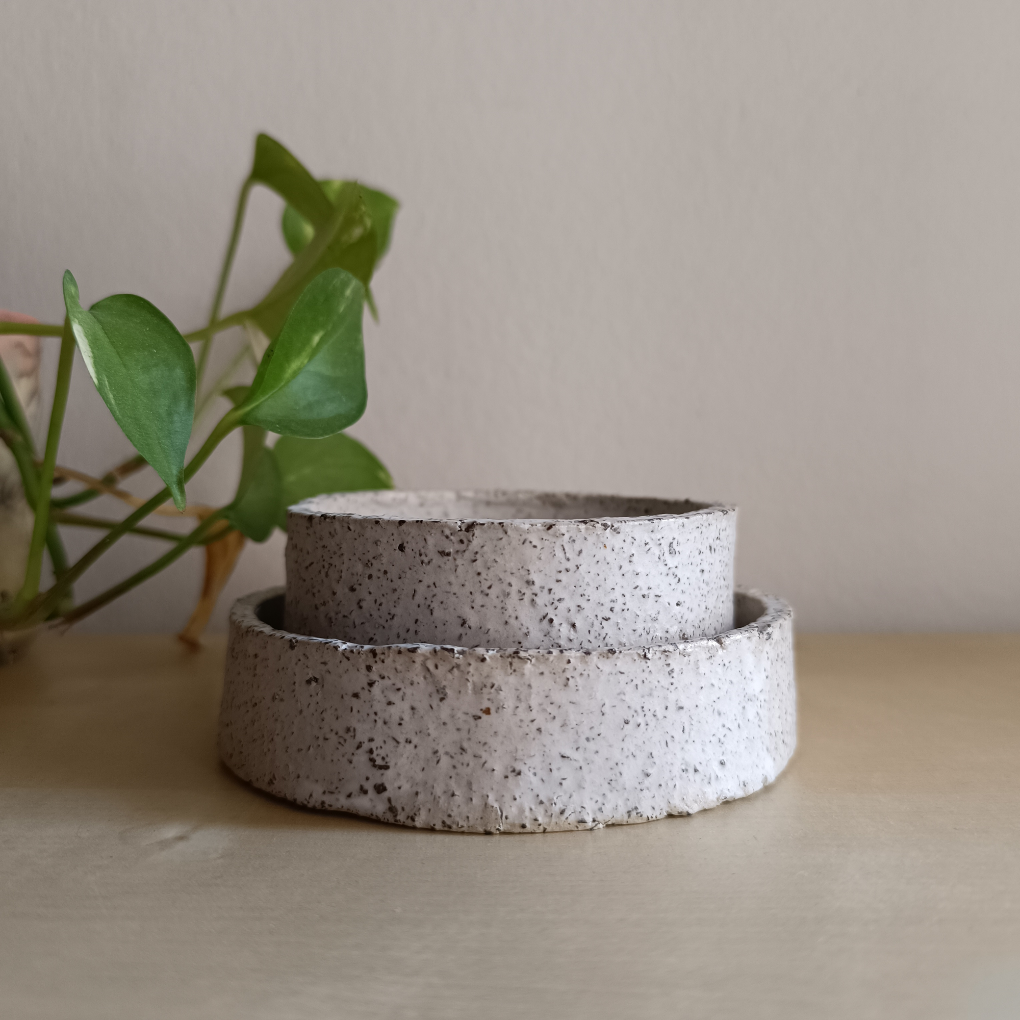 Set of 2 Mini Rocky Stoneware Bowls