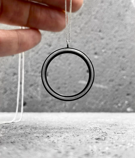 CONTRAST κολιέ με οξείδωση