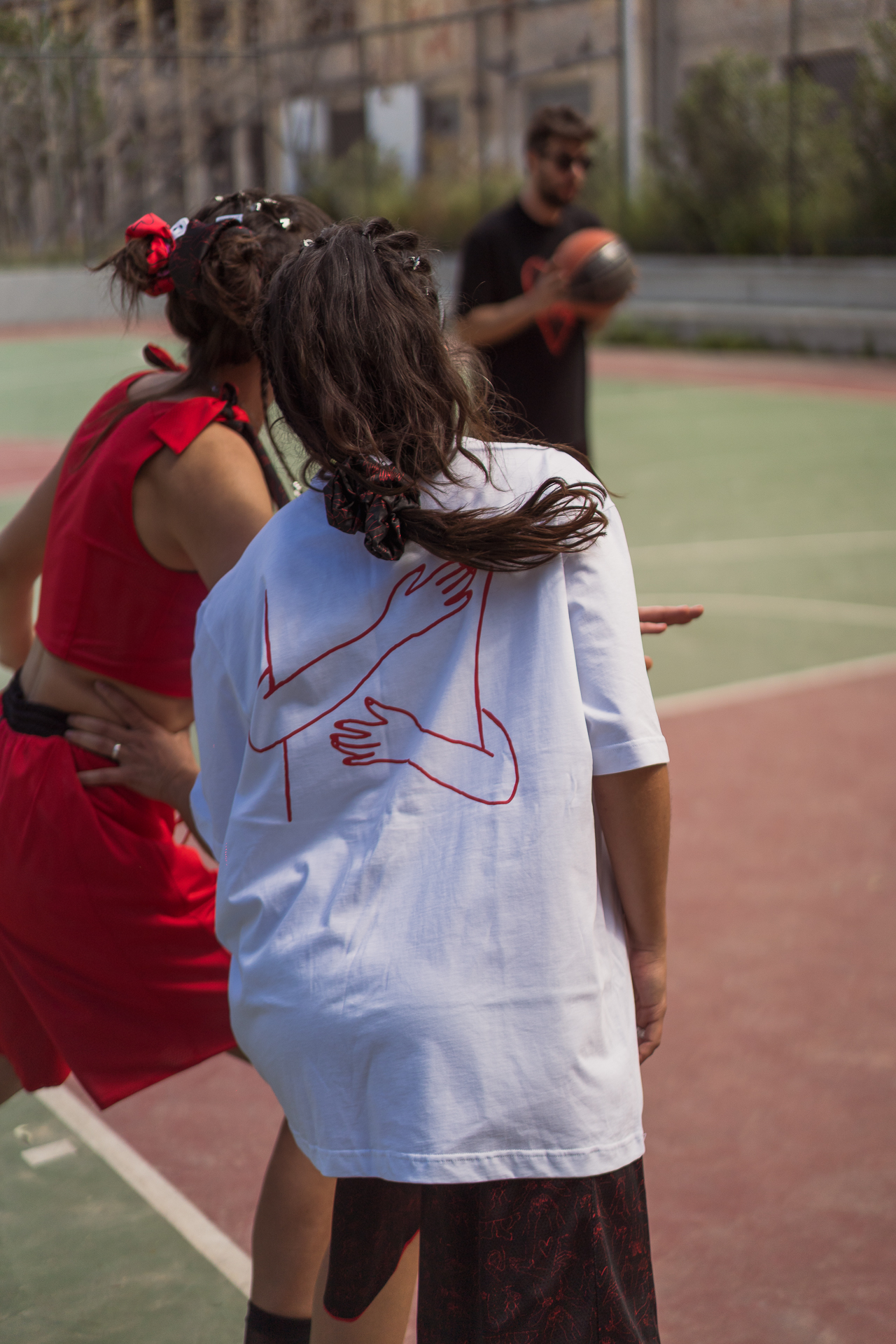 Hug me/Luv me t-shirt