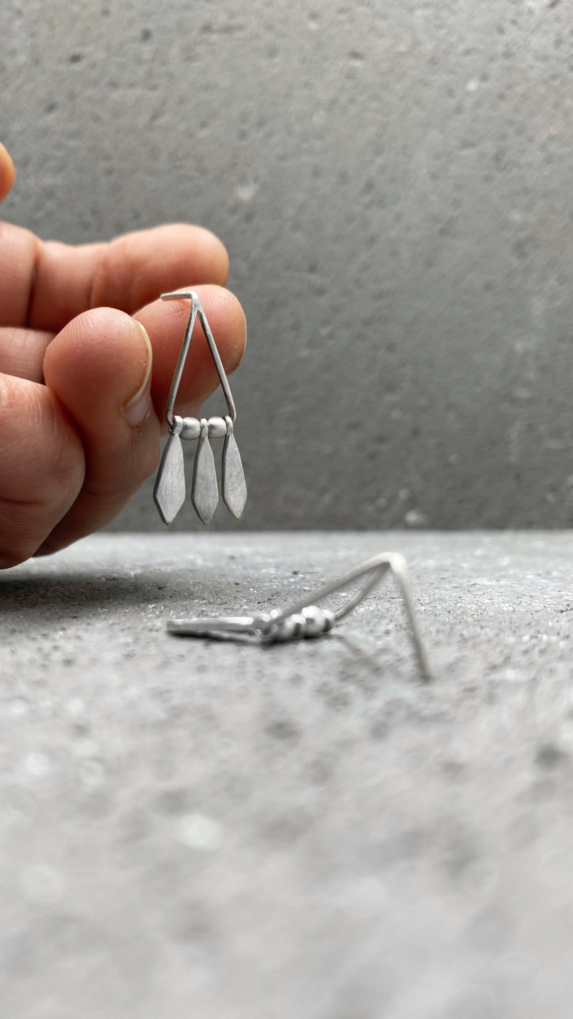 FORMS Dangle earrings