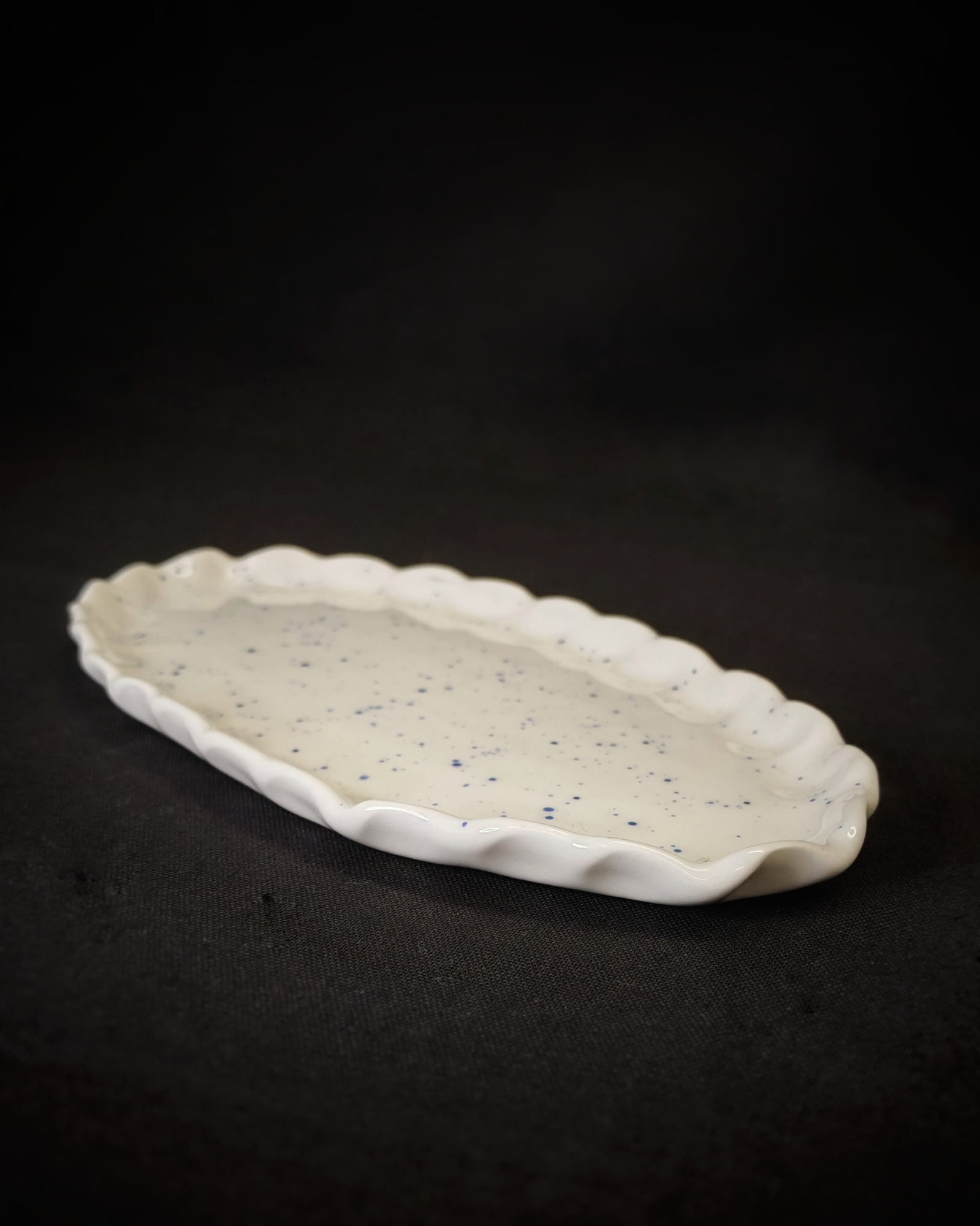 Oval plate 