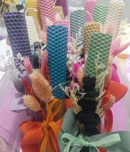 ΠΑΣΧΑΛΙΝΗ ΛΑΜΠΑΔΑ ΑΠΟ ΜΕΛΙΣΣΟΚΕΡΙ