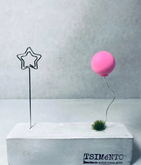 Βάση για στήριξη χαρτιών