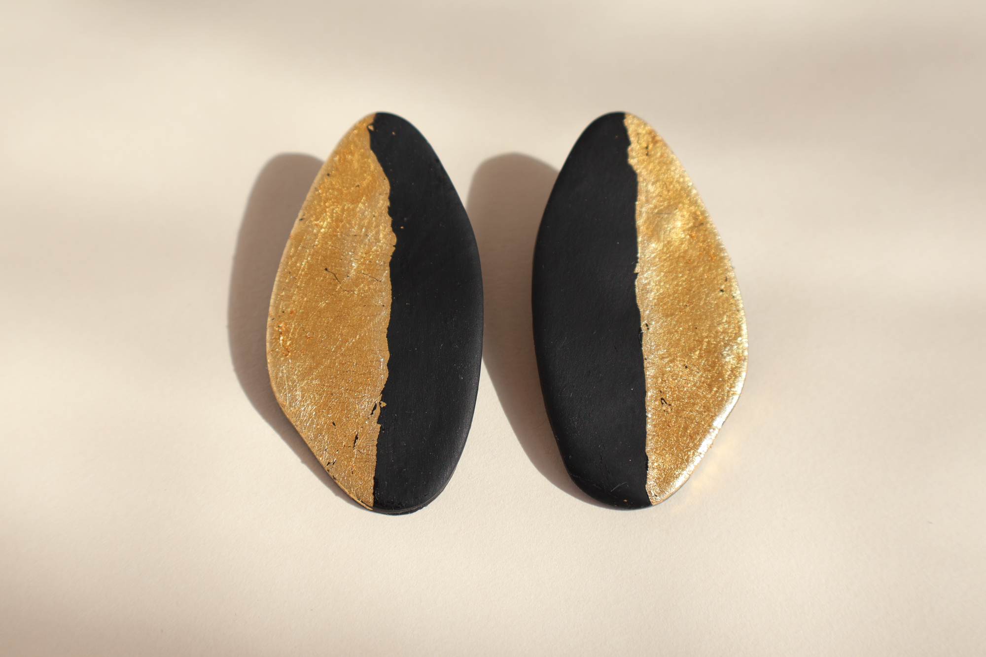 Votsalo Black Earrings