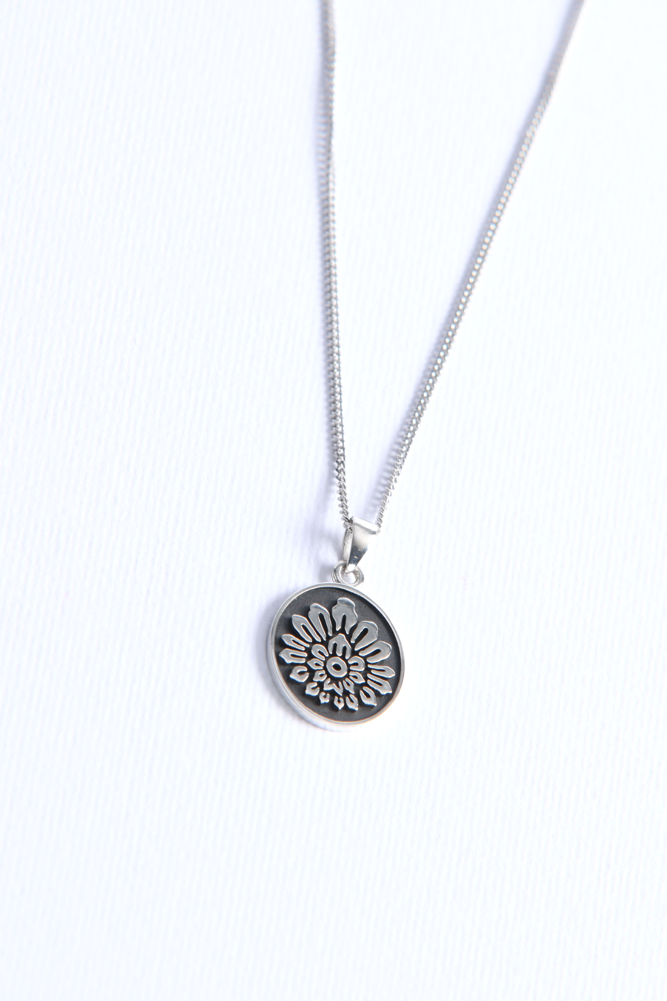 Μενταγιόν ' Ikat ' 