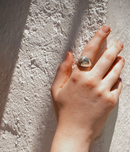 Maria III ring