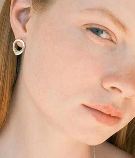 Pin stud earrings